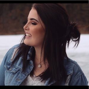 Meet your Posher, Jada